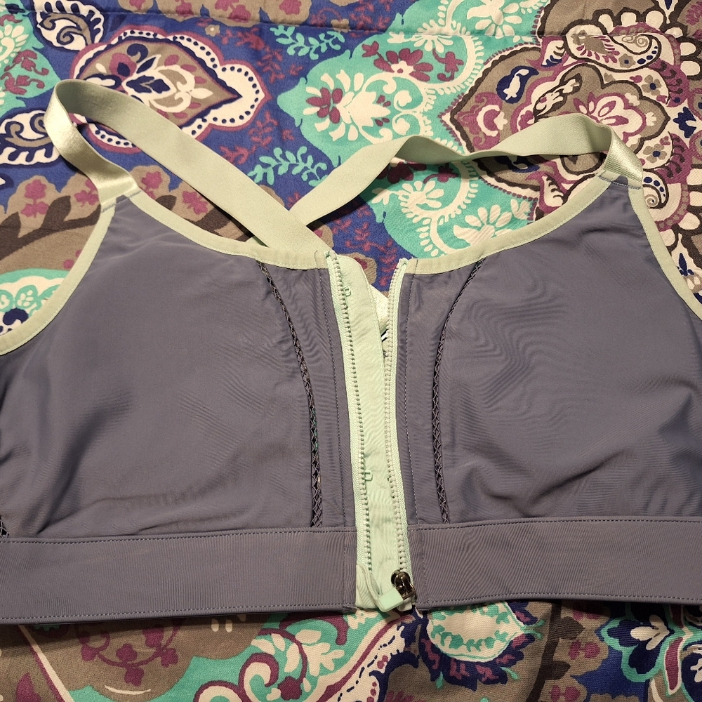 Women's Gray Sports Bra